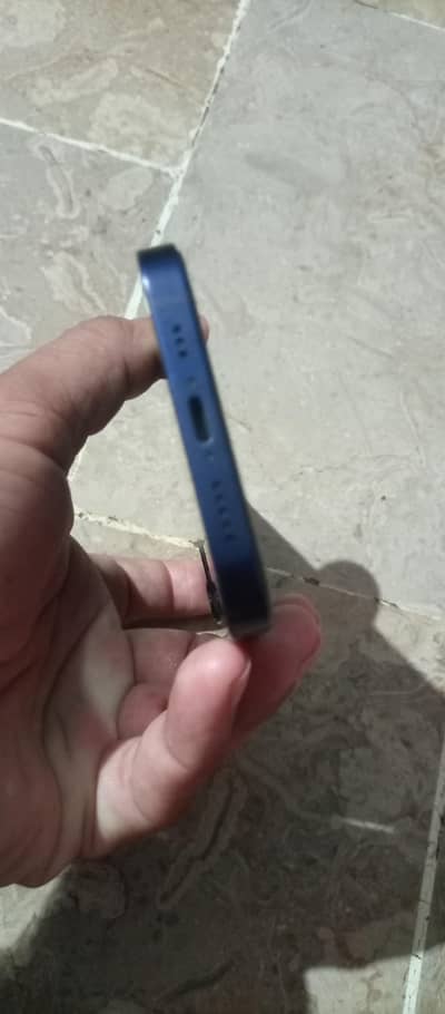 Apple iPhone 12 mini