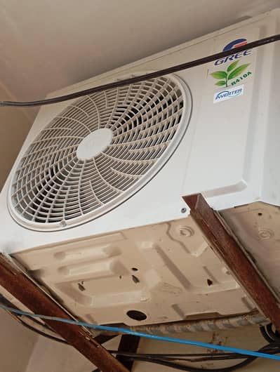 GREE DC Inverter AC - Low Electricity Bill - Original Condition
