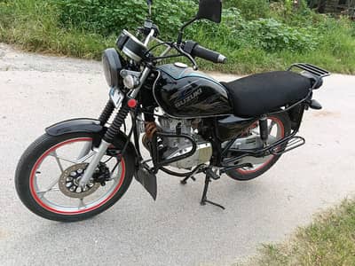 Suzuki GS150 SE 2021 – Excellent Condition