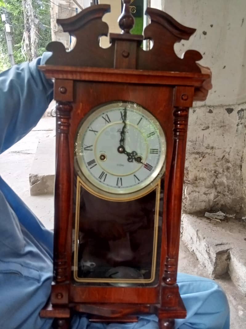 Wall clocks mechanical 16