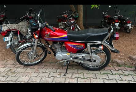Honda 125 2011 model lush condition