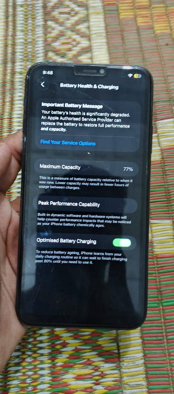 Apple iPhone 11 Pro Max 4