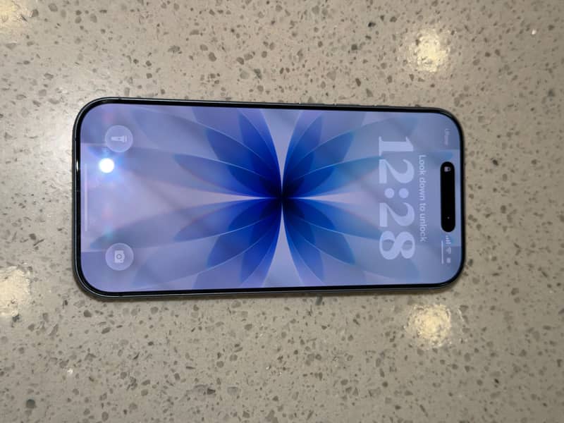 Apple iPhone 17 1