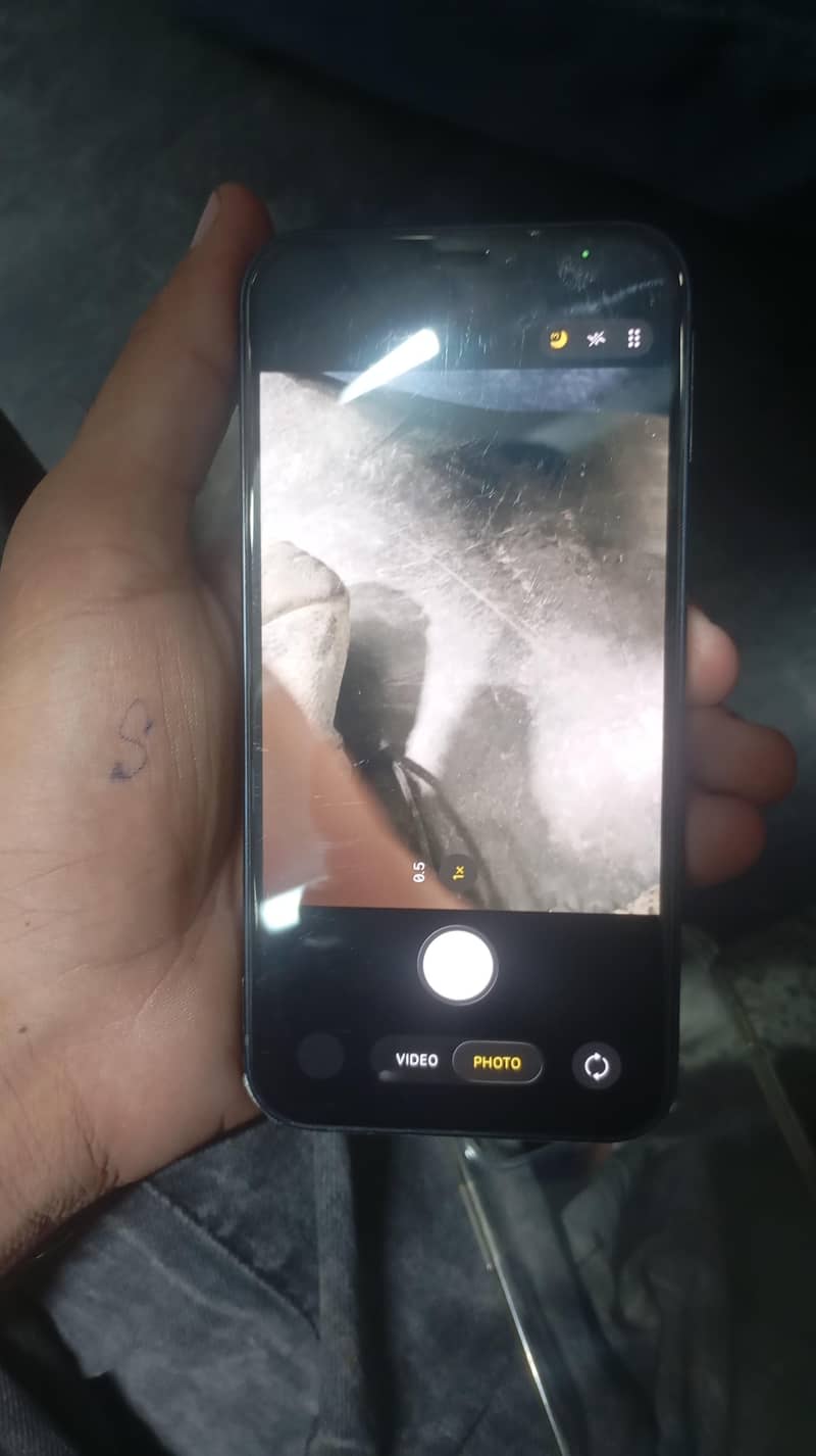Apple iPhone 12 3