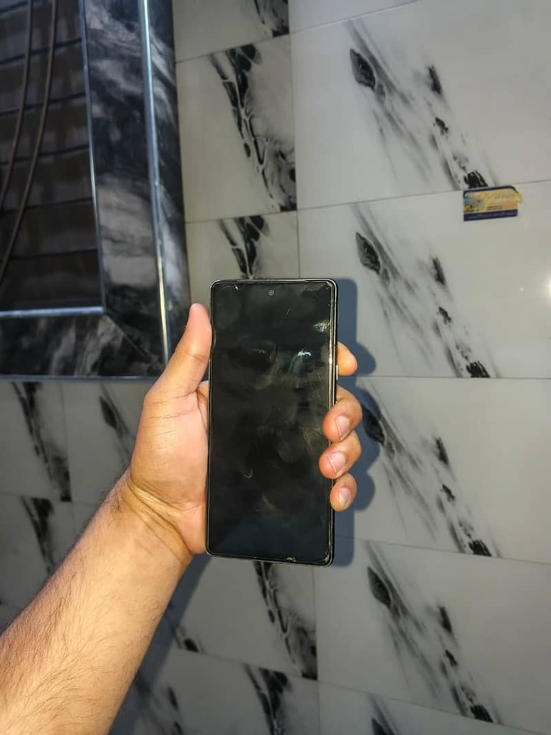 Google Pixel 7 4