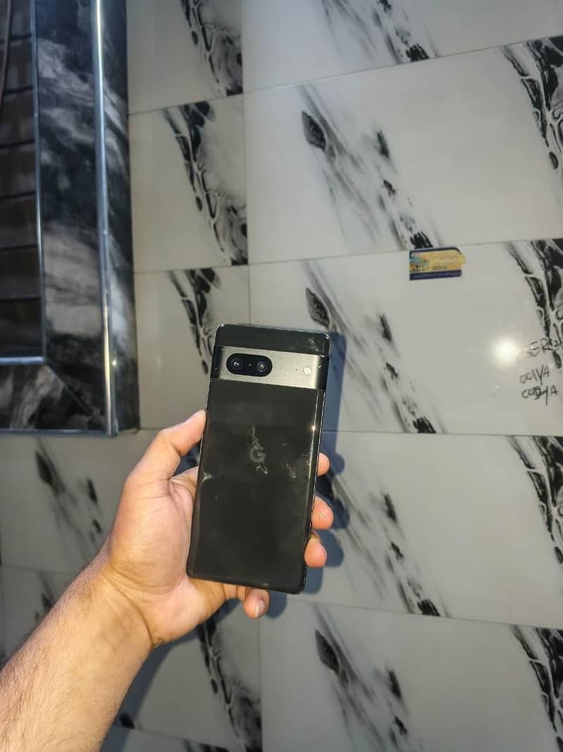 Google Pixel 7 5