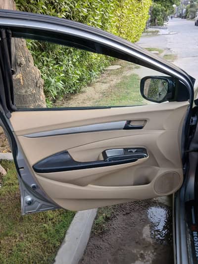 Honda City IVTEC 2017 automatic