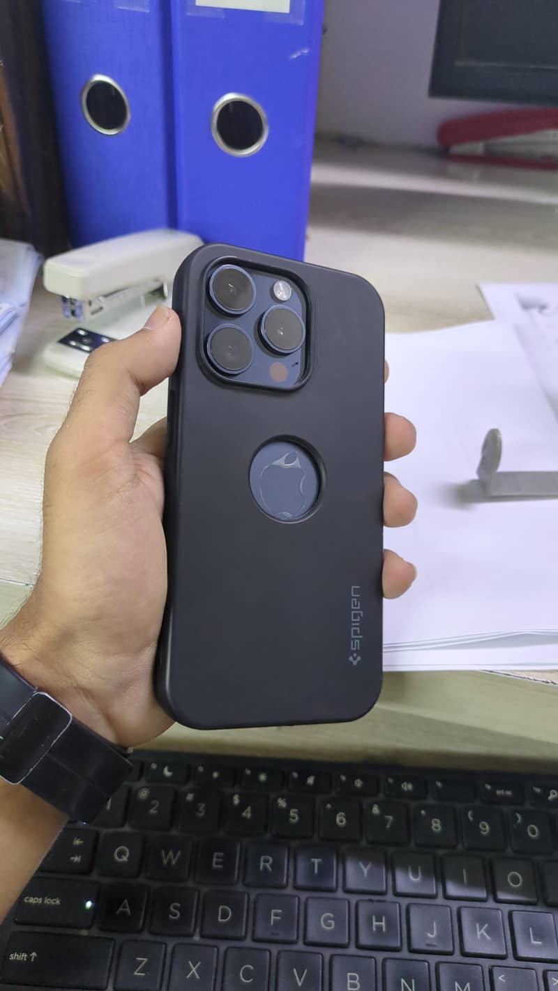 Apple iPhone 15 Pro 0