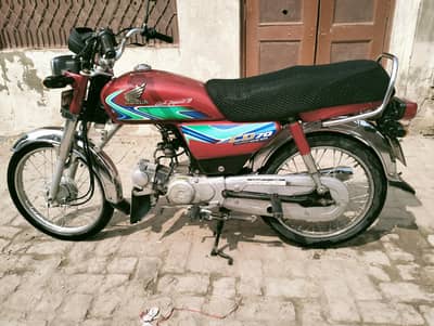 Honda 70 CD for sale lash condition