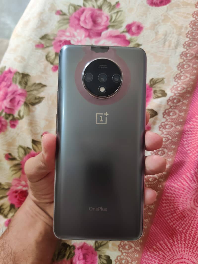 One Plus 7T 3