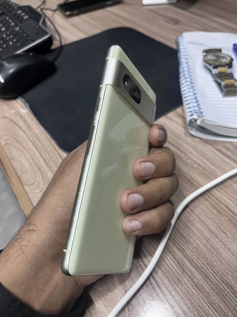 Google Pixel 7 3