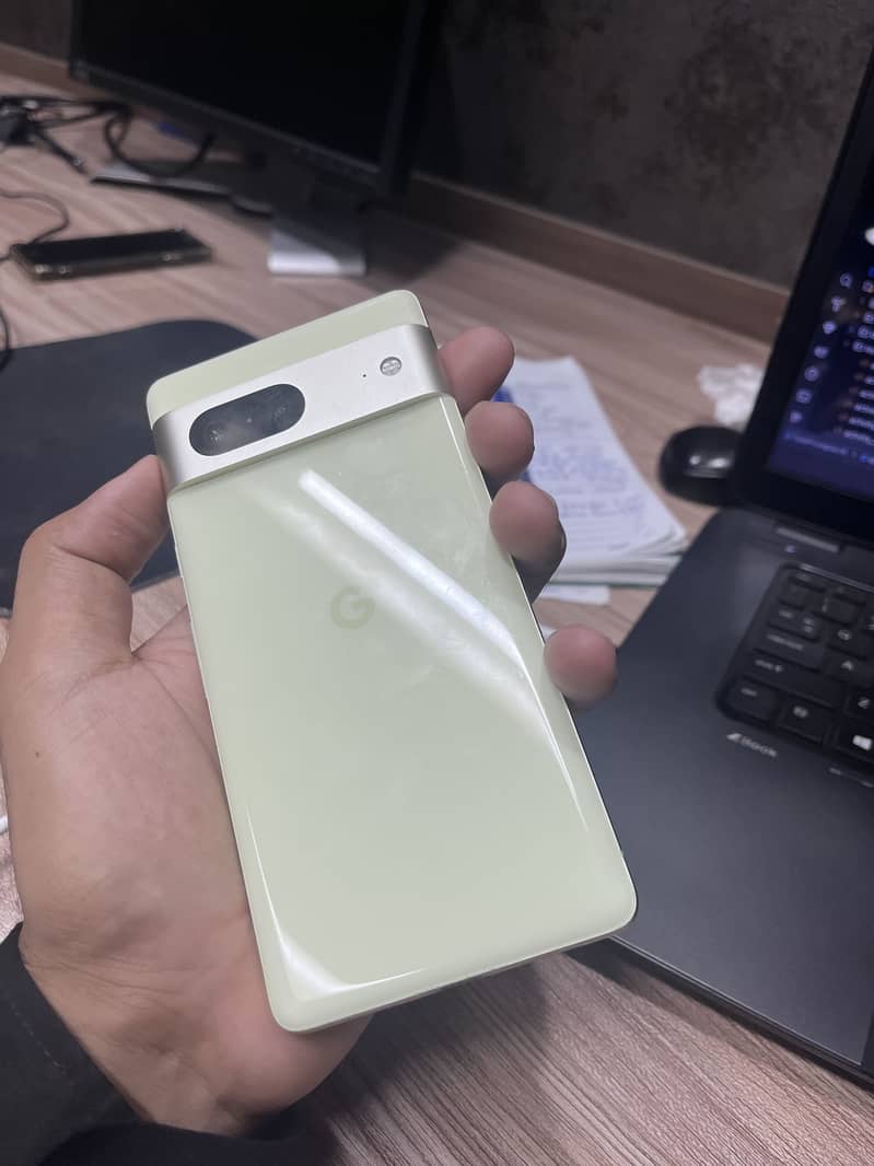 Google Pixel 7 6