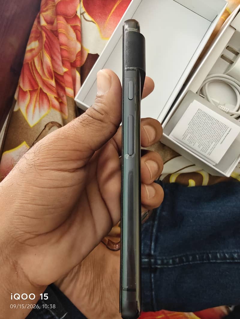 Google Pixel 8 7
