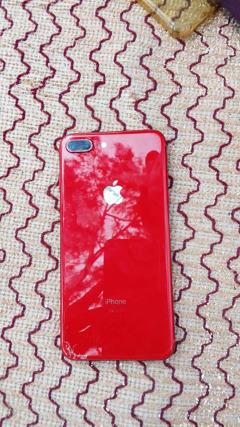 Apple iPhone 8 Plus 2