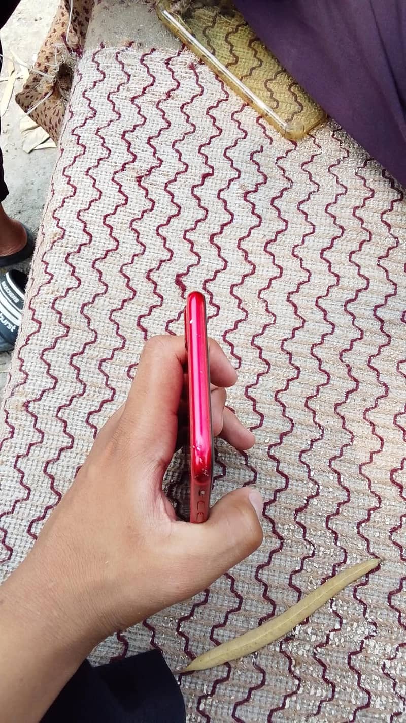 Apple iPhone 8 Plus 5