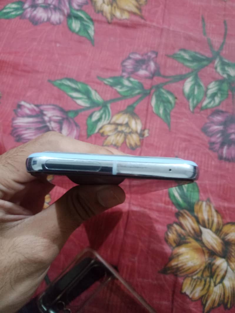 Google Pixel 8 Pro 4