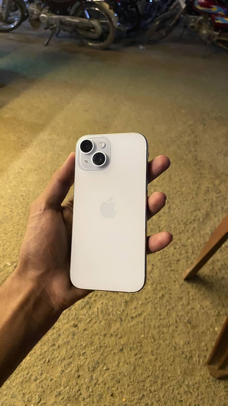 Apple iPhone 15 0