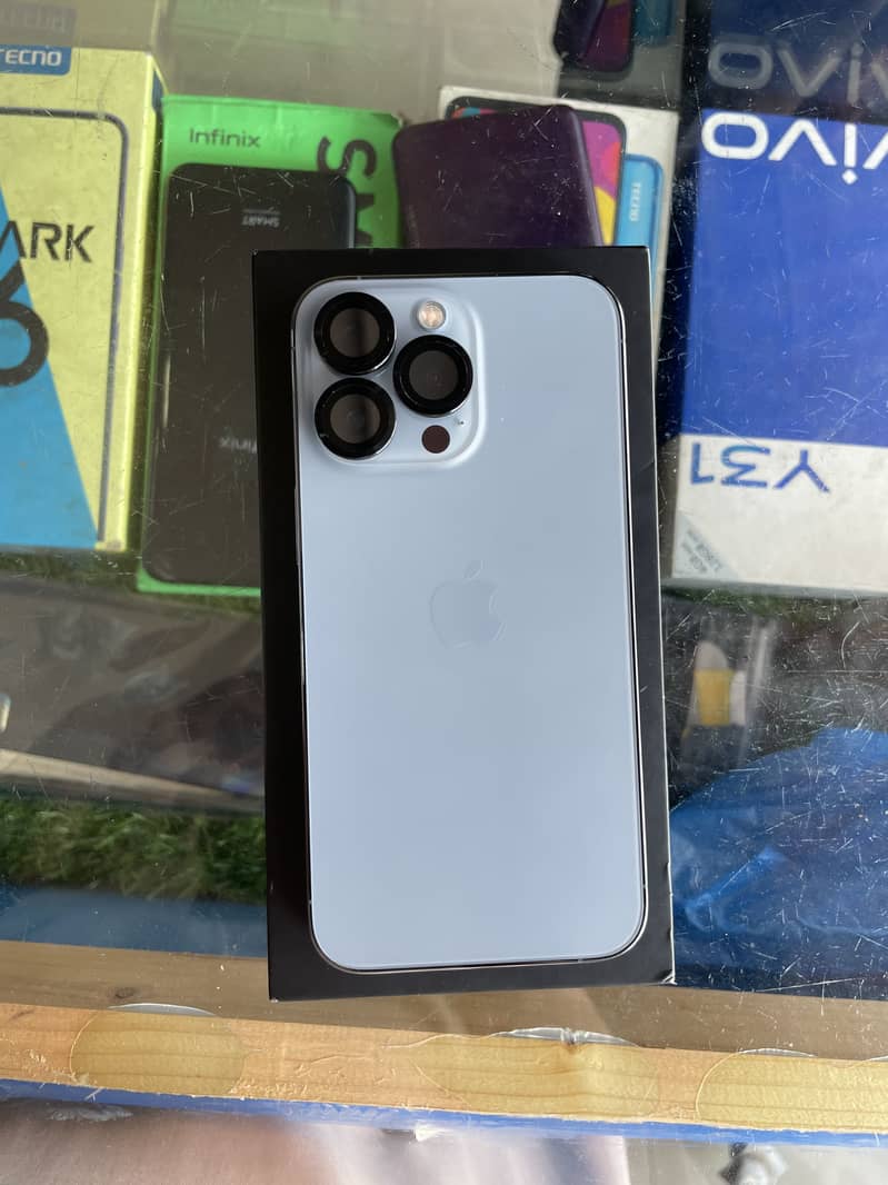 Apple iPhone 13 Pro 1