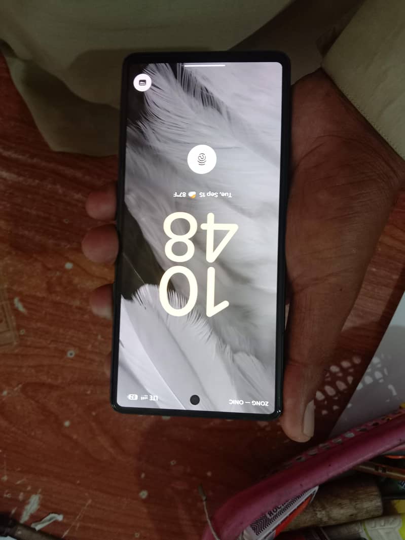Google Pixel 7 4