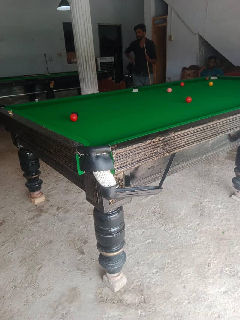 single Marble Billiard 2