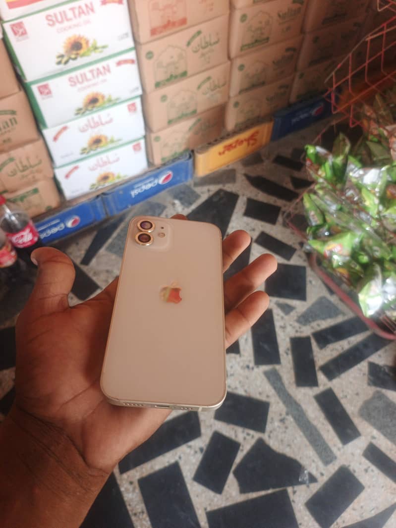 Apple iPhone 12 0