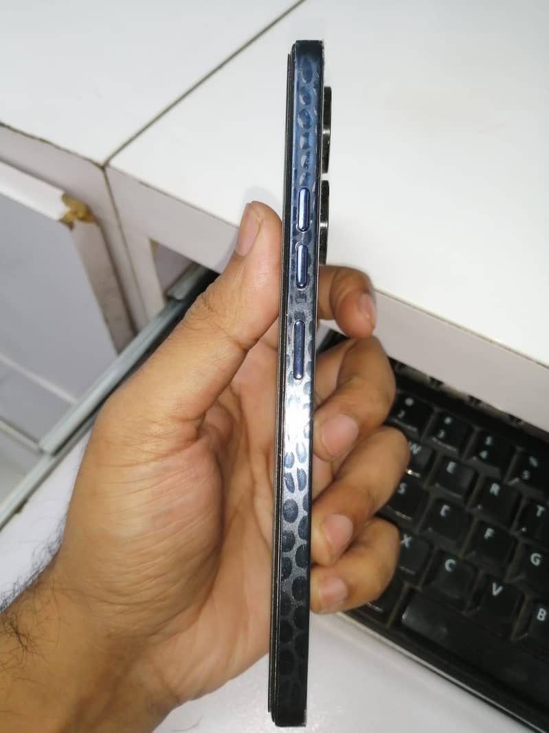 Tecno CAMON 20 4