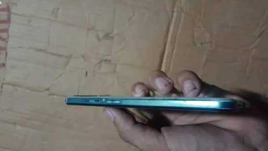 Realme note 11