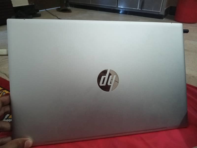 Hp pavilion 8