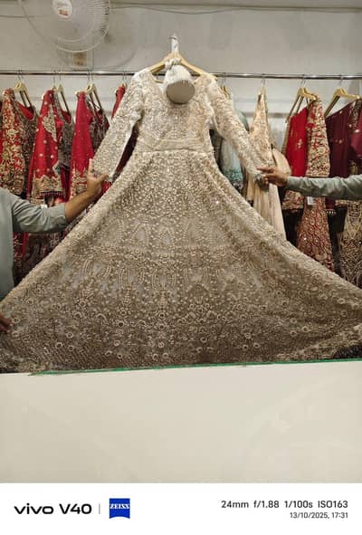 Bridal lahnga and maxi for sell
