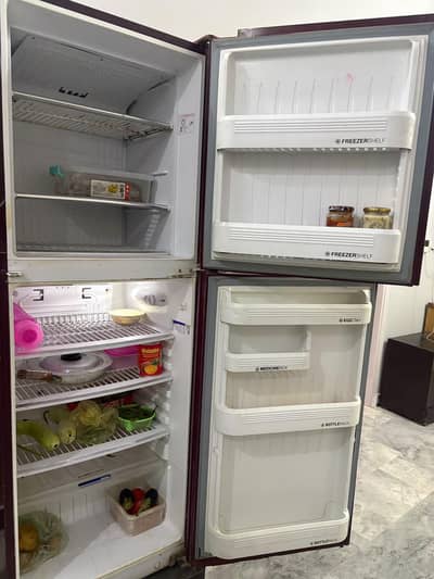 large size fridge 15 cubic feet