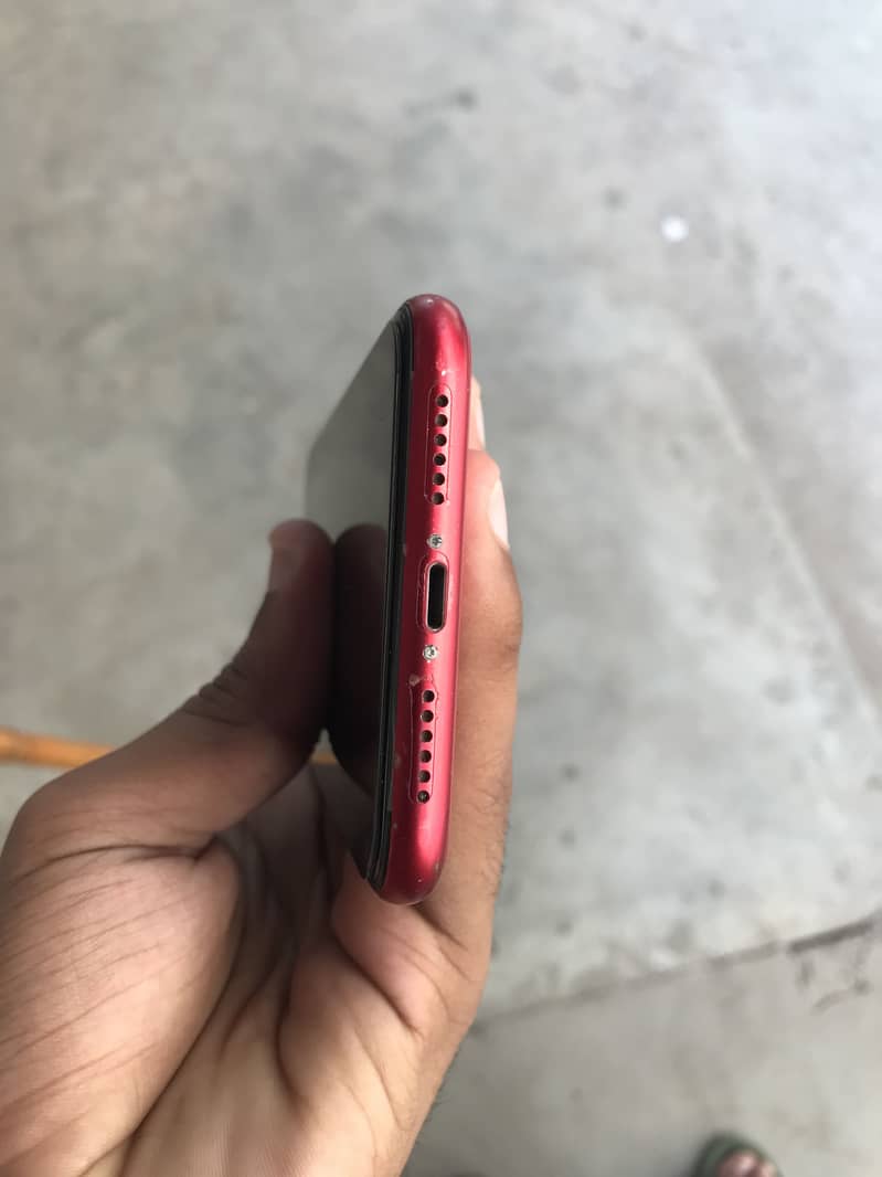 Apple iPhone 11 8