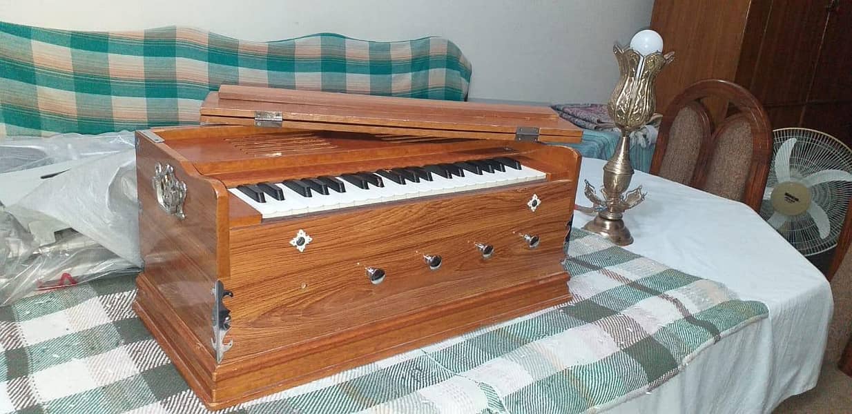 Harmonium 0