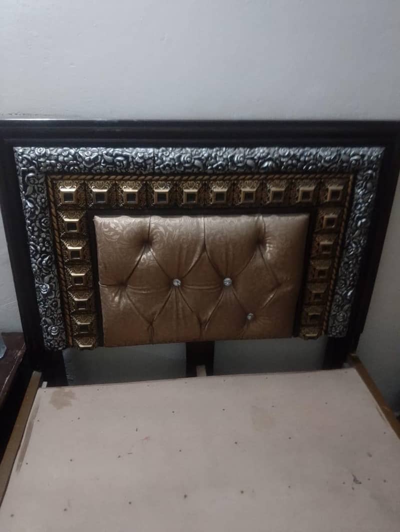 single bed 0