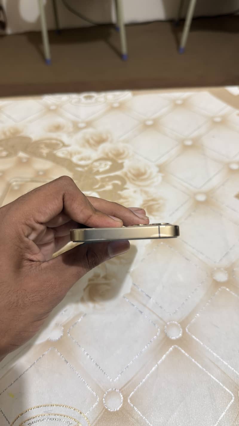 Apple iPhone 12 Pro 3