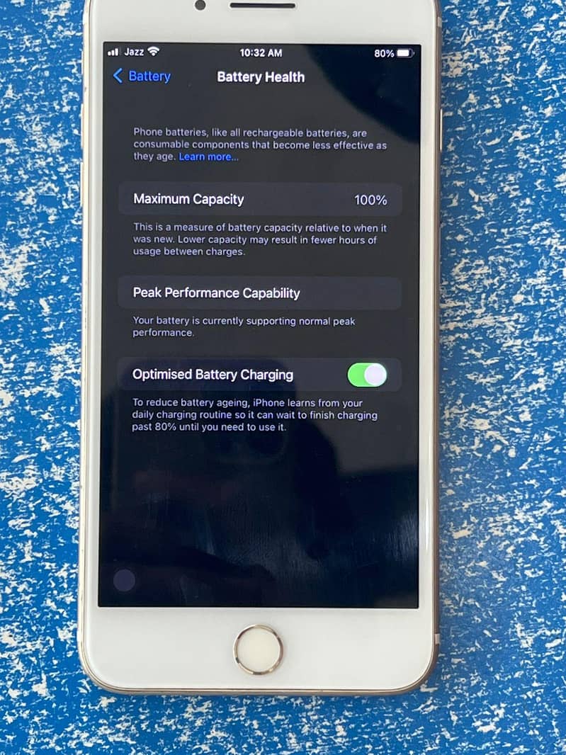 Apple iPhone 7 Plus 0