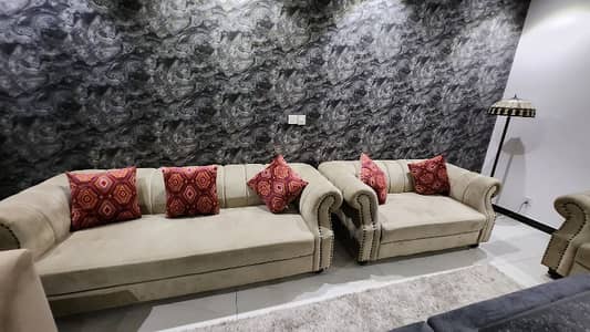 7 seats sofa