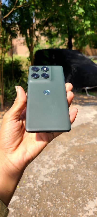 Motorola Edge