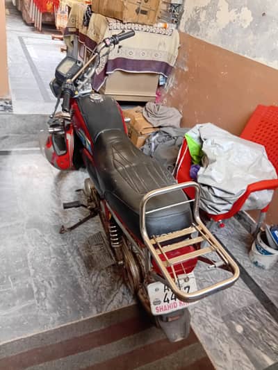 metro 2021/2024 model behreen condition sargodha city all punjab num