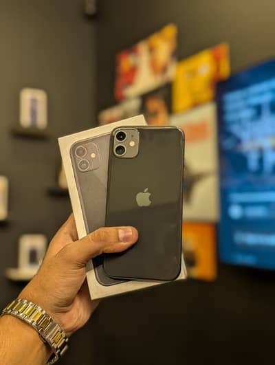 Apple iPhone 11 128GB – Official PTA Approved | 10/10