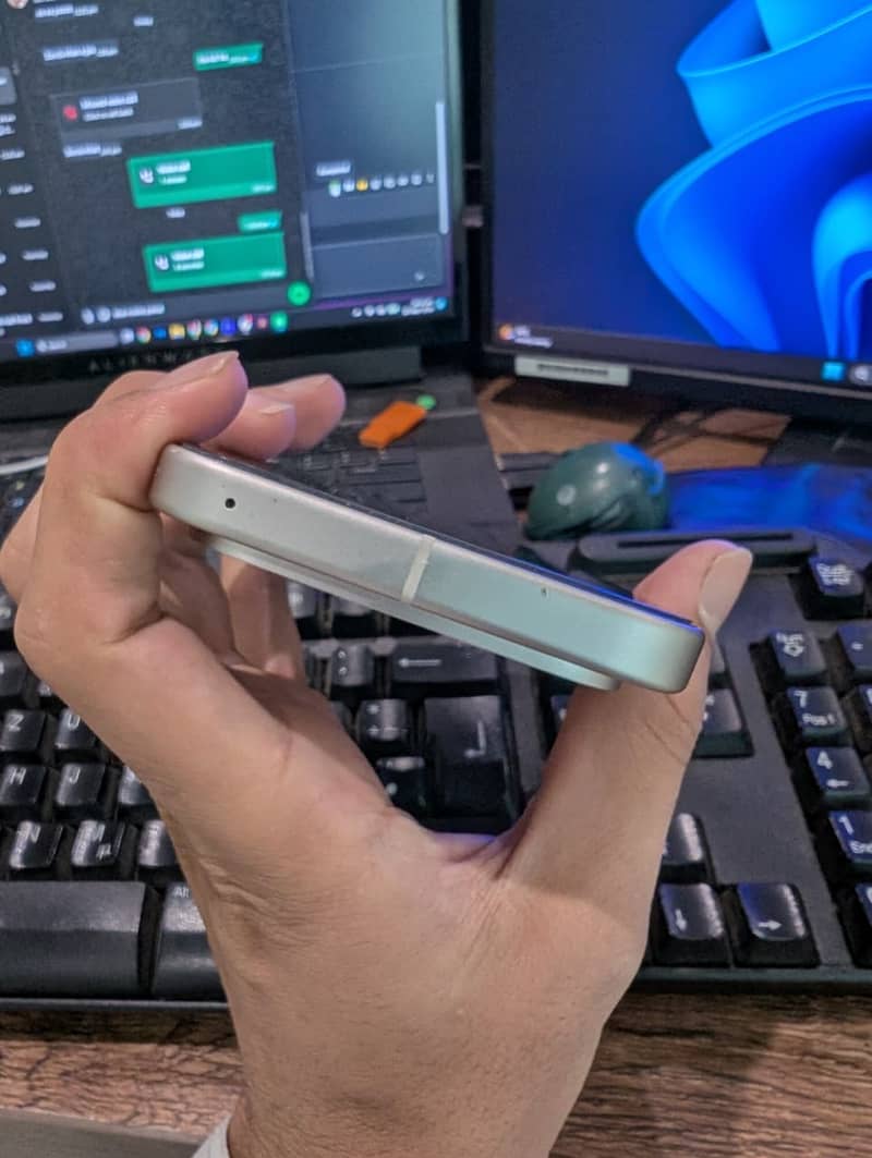 Google Pixel 9 2