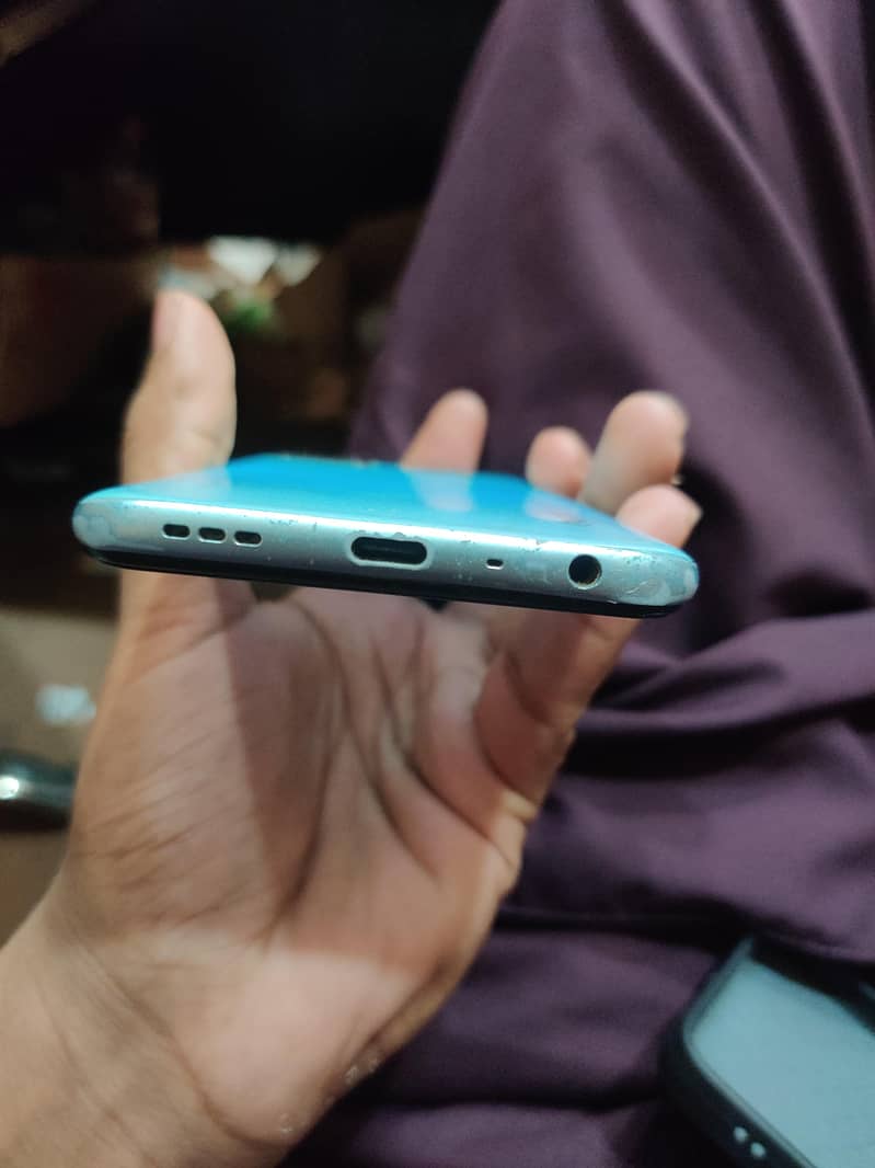 OPPO A76 4