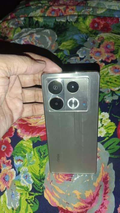 Infinix note 40