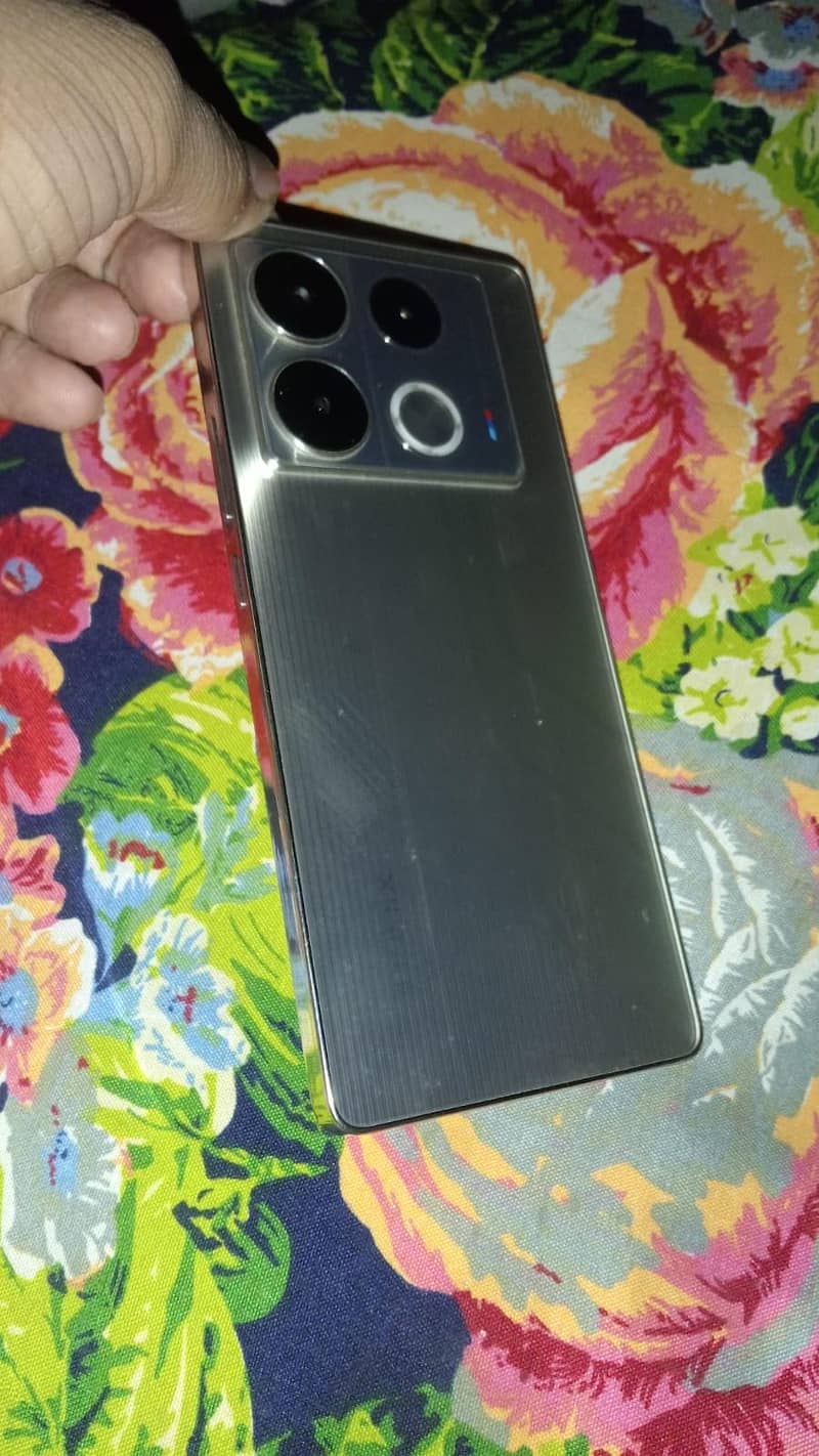Infinix note 40 2