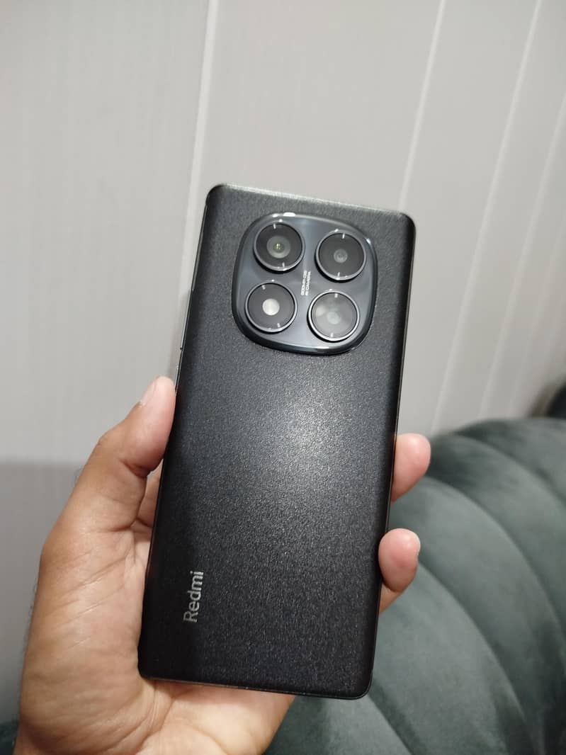 Xiaomi Redmi Note 14 Pro 0