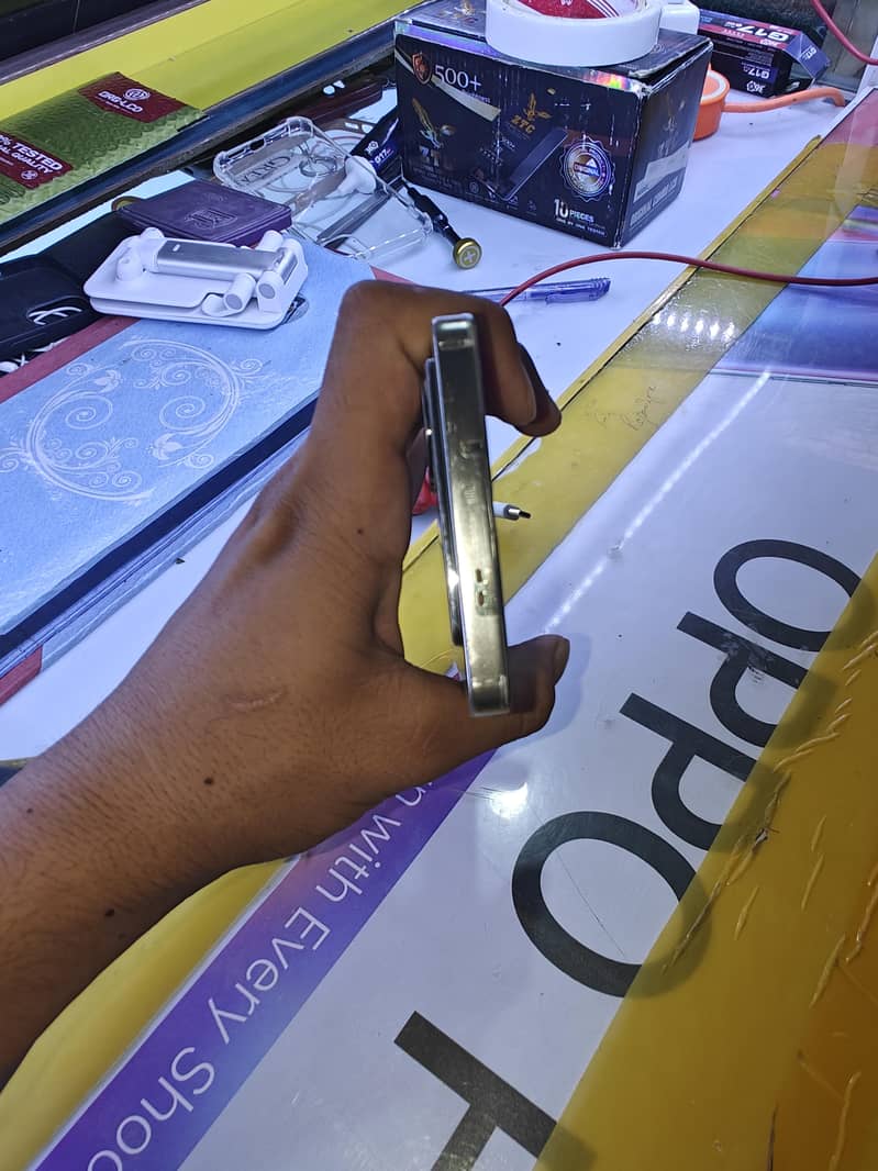 Infinix Note 40 3