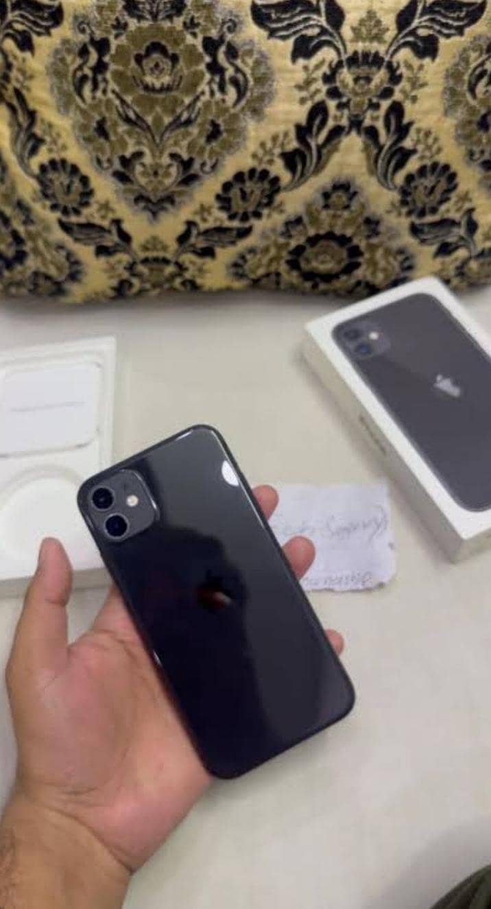 Apple iPhone 11 5