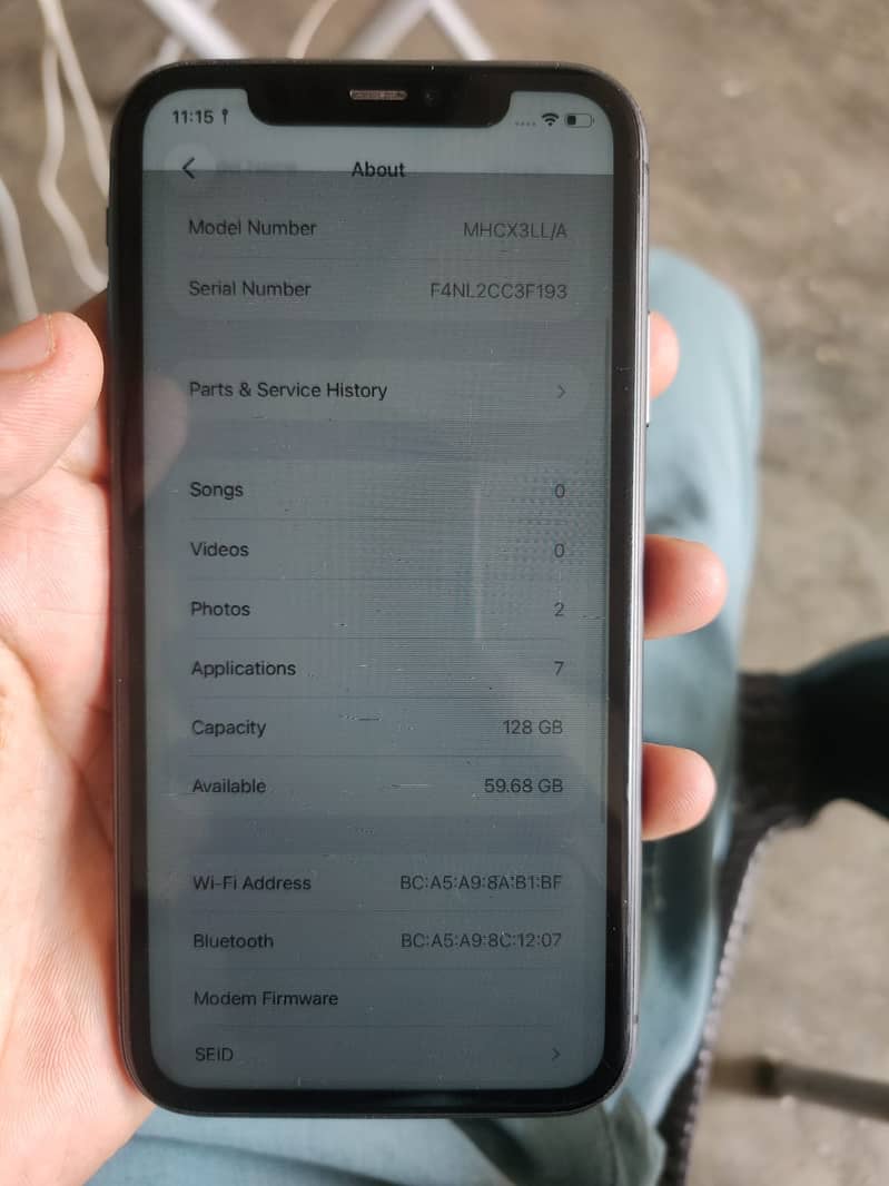 Apple iPhone 11 0