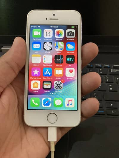 iPhone 5S 64GB Silver, Genuine Original, Non PTA, SIM Not Working