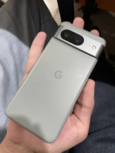 Google Pixel 8