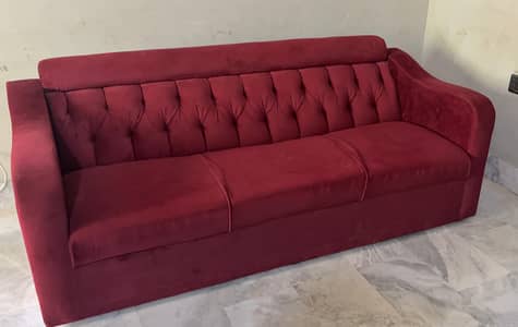 7 seater Good Condition Sofa set